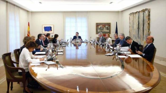 Gobierno de Rajoy reunido para neutralizar independencia catalana