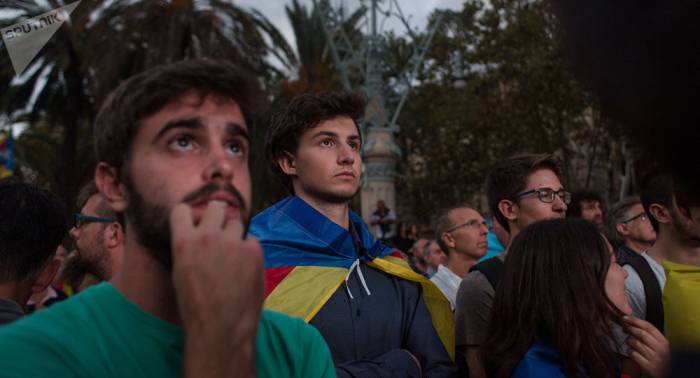Cataluña espera la respuesta de Puigdemont sobre la independencia-EN VIVO
