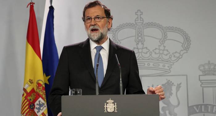 Rajoy aprueba el cese del Gobierno catalán