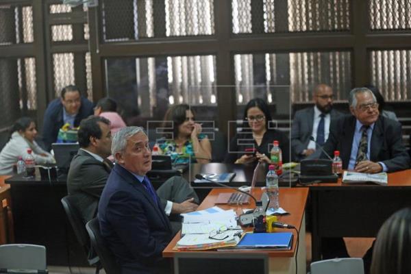 Envían a juicio a Pérez Molina y a Baldetti por liderar una red de corrupción