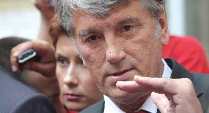 Un expresidente de Ucrania desafía a Poroshenko