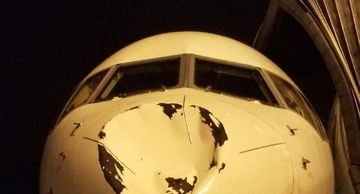 ¿Un OVNI contra la NBA? Un misterioso objeto impacta en un avión estadounidense