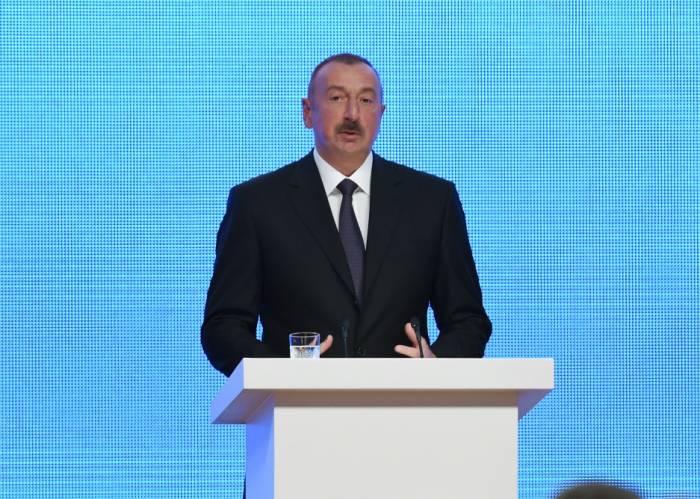 Ilham Aliyev:"El proyecto del ferrocarril Bakú-Tiflis-Kars lleva un carácter global"