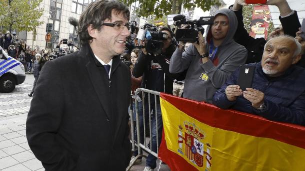 Puigdemont permanecerá al menos "unos días" en Bruselas