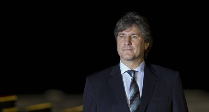 Exvicepresidente argentino es detenido por enriquecimiento ilícito