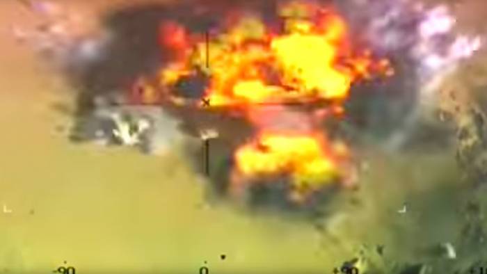VIDEO: Un ataque aéreo hace volar en pedazos a terroristas del Estado Islámico en Egipto