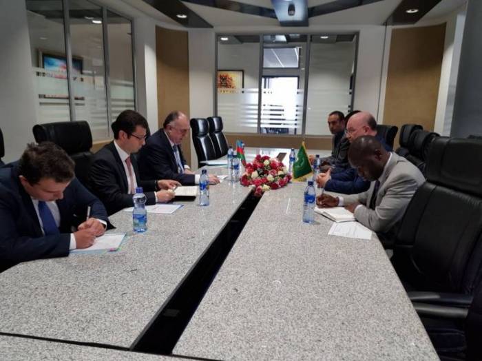 Se aborda la cooperación entre Azerbaiyán y Unión Africana