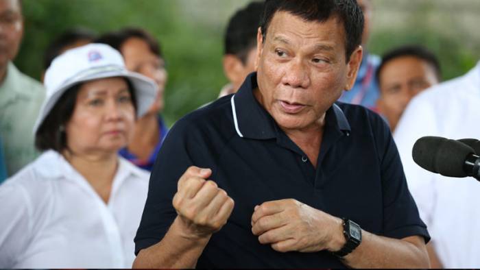 De 'cuchillero' a presidente: Duterte afirma haber matado a una persona cuando tenía 16 años