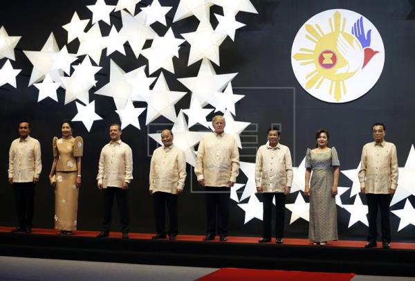 La ASEAN inicia en Manila una cumbre marcada por asuntos de seguridad