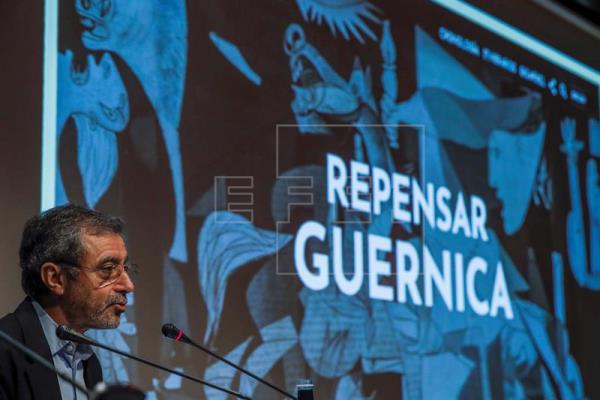 El "Guernica", "repensado" y al detalle en una monumental web del Reina Sofía