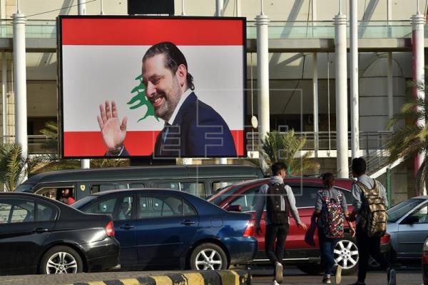 Hariri acepta la oferta de Macron de viajar a Francia