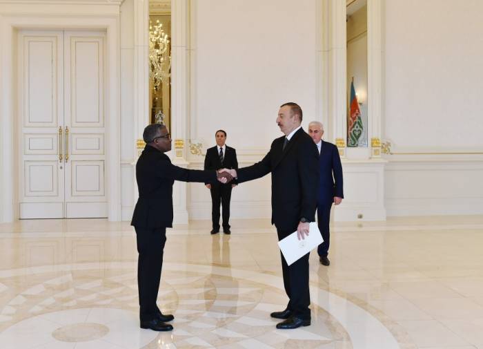 Ilham Aliyev recibe las credenciales del nuevo embajador de Sudán en Azerbaiyán- Actualizado (FOTOS) 