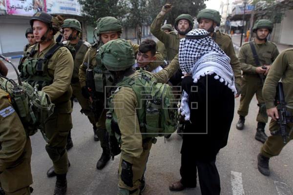 Cuatro palestinos muertos en las protestas por la decisión de Trump sobre Jerusalén