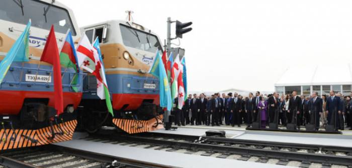 Tren Bakú-Tbilisi-Kars: El renacimiento del Expreso de Oriente, la nueva Ruta de la Seda