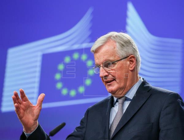 Barnier dice que el periodo de transición del brexit debe concluir a finales de 2020