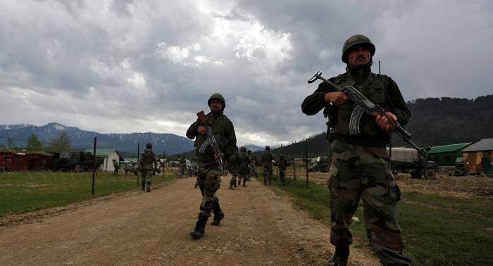 Al menos tres militares pakistaníes muertos en ataques desde la India