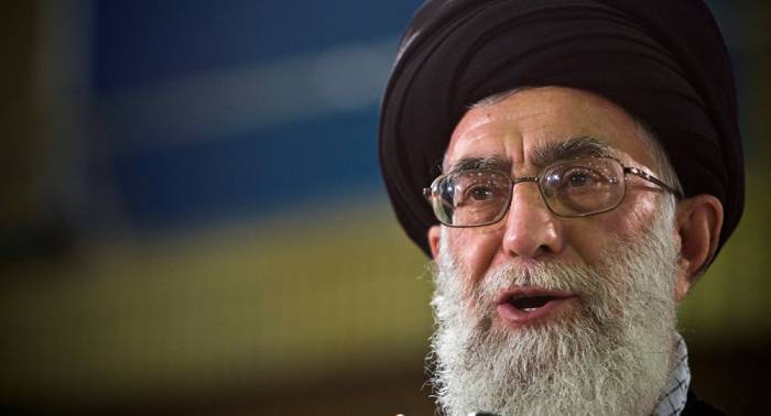 El líder supremo de Irán llama a distinguir entre agresión y protestas populares legítimas