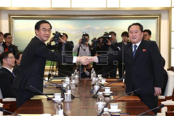 Las dos Coreas inician reunión de trabajo sobre los JJOO de PyeongChang