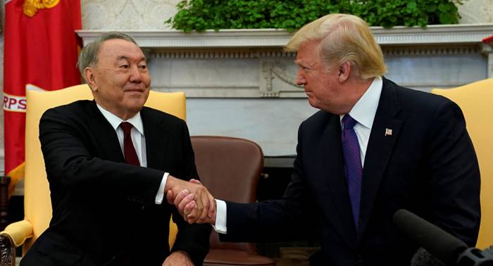EEUU y Kazajistán destacan importancia de cooperación energética