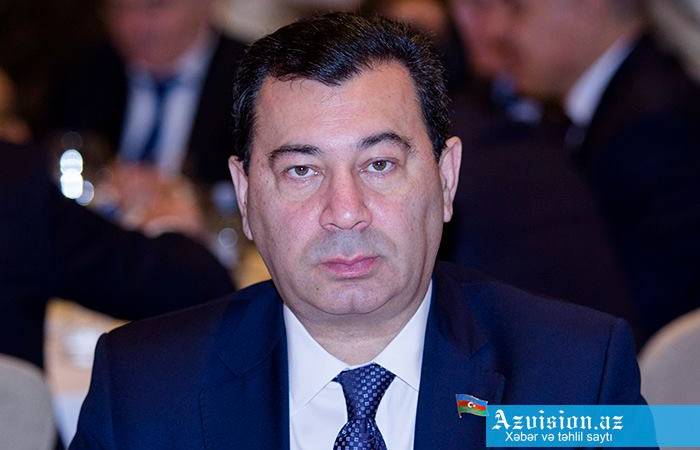 Samad Seyidov fue electo el vice presidente de PACE