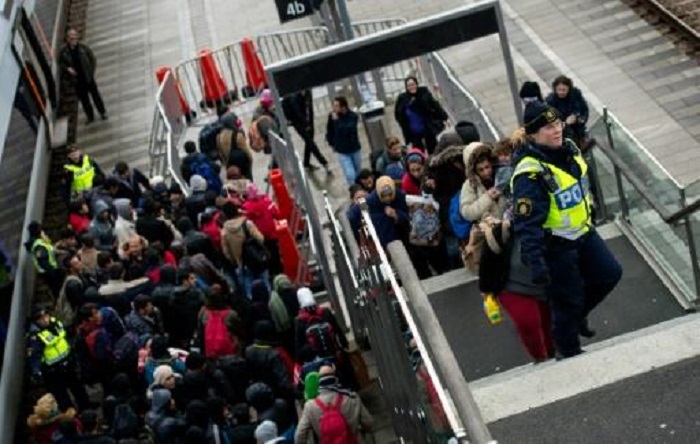 Schweden will bis zu 80.000 abgelehnte Asylbewerber abschieben