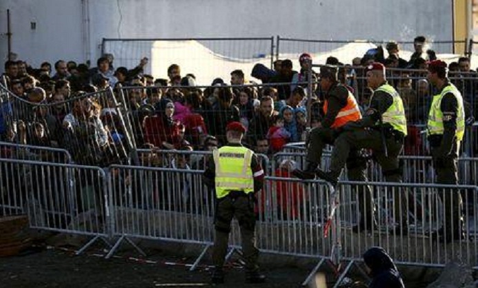 Balkan states start filtering migrant flow to Europe