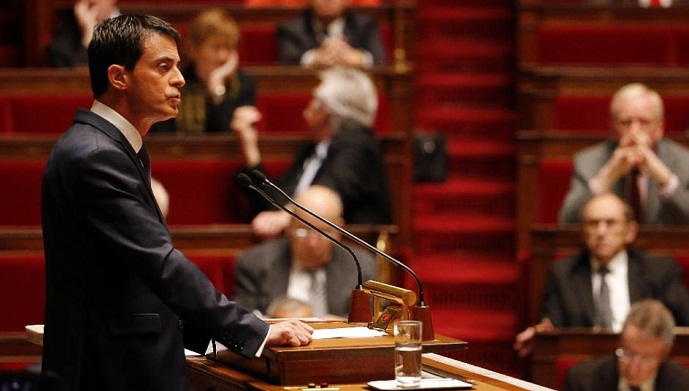 French PM warns of risk of chemical, biological attack