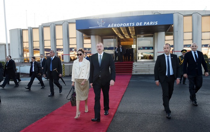Azerbaijani President ends his working visit to France