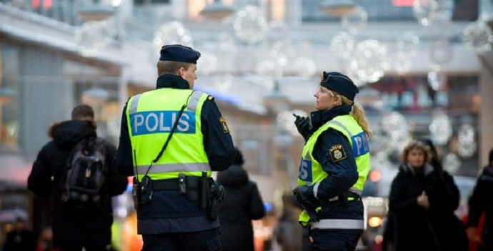 Swedish police identify terror suspect amid security clamp down