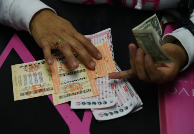 Etats-Unis: au moins un gagnant du super jackpot à 1,6 milliard de dollars