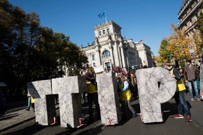 Zwölfte Verhandlungsrunde zu TTIP-Abkommen beginnt in Brüssel