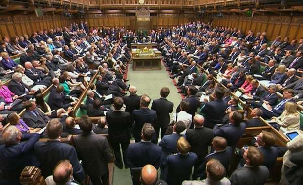 Le Parlement britannique a publié un nouveau rapport sur l`antisémitisme 