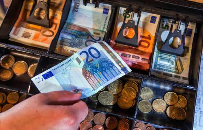 Deutsche Inflationsrate steigt auf zwei Prozent