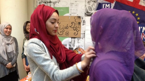 Un “Hijab day” à Sciences Po Paris fait polémique