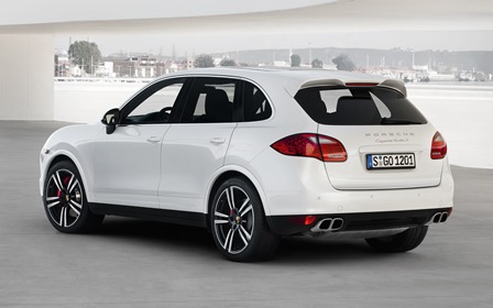 Nazirlik “Porsche”ni araşdırmağa başladı