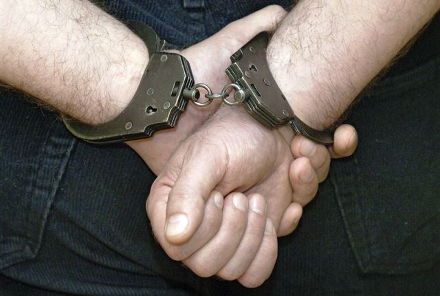 26 yaşlı oğlanın qolunu kəsənlər həbs edilib