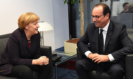 Hollande, Merkel meet in Strasbourg