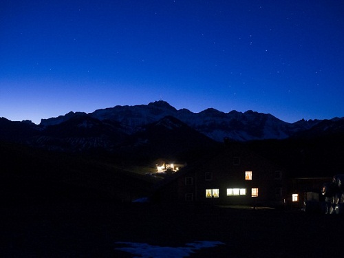 La nuit la plus longue de l`année durera 15h20