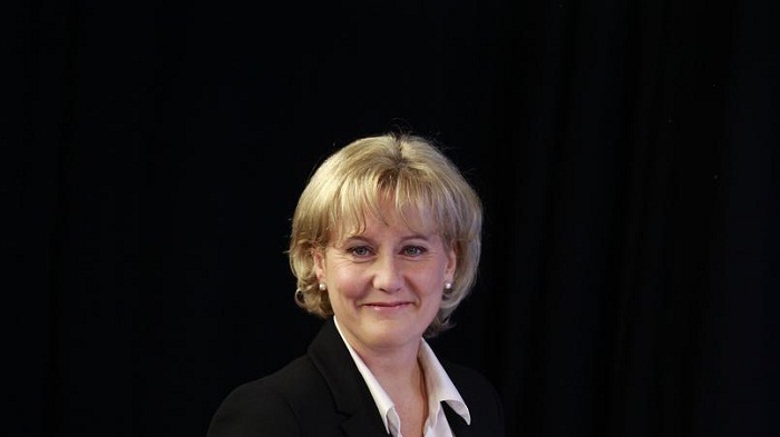 Morano veut la démission de Cazeneuve
