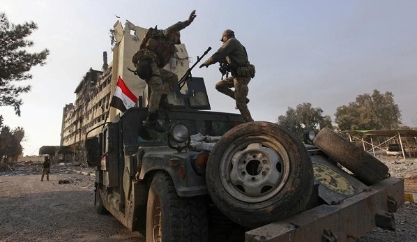 Les forces spéciales irakiennes progressent dans Mossoul