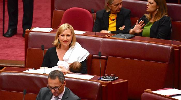Australie: la sénatrice Larissa Waters est devenue la première femme à allaiter au Parlement