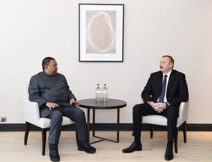 Davos: Treffen von Aserbaidschans Präsident Ilham Aliyev mit OPEC-Generalsekretär
