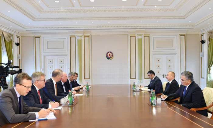 Ilham Aliyev hat Delegation der Europäischen Kommission empfangen