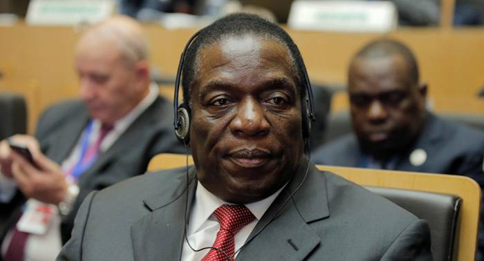 El presidente de Zimbabue vuelve a prometer unas elecciones pacíficas