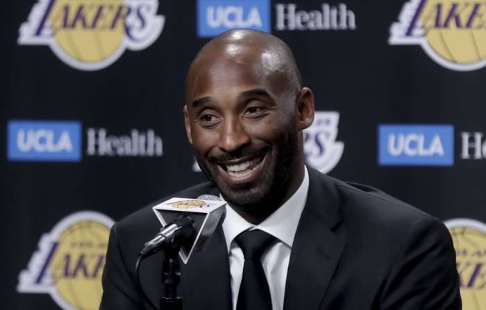 Oscars: La nomination de Kobe Bryant fait polémique