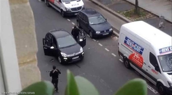 فرنسا: إيقاف 4 أشخاص بتهمة توفير الأسلحة لمنفذي الهجوم على صحيفة شارلي إيبدو