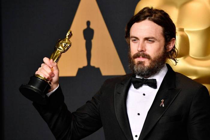 Casey Affleck withdraws from presenting Best Actress Award at Oscars over #MeToo Movement