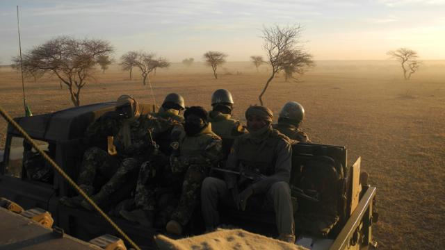 Près de 40 tués en 24 heures dans des attaques au Mali