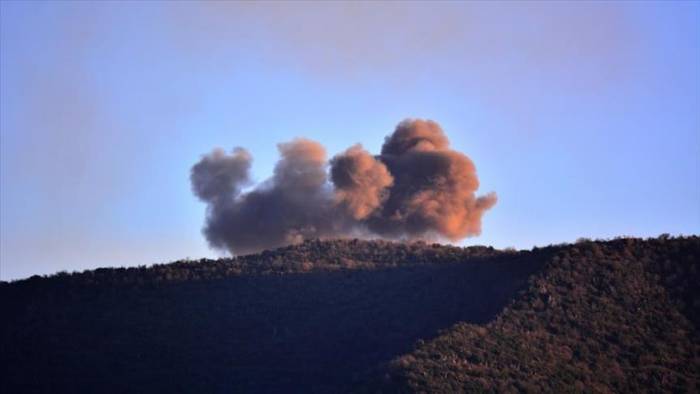 L’armée turque bombarde les repaires des terroristes à Afrin par voies aérienne et terrestre