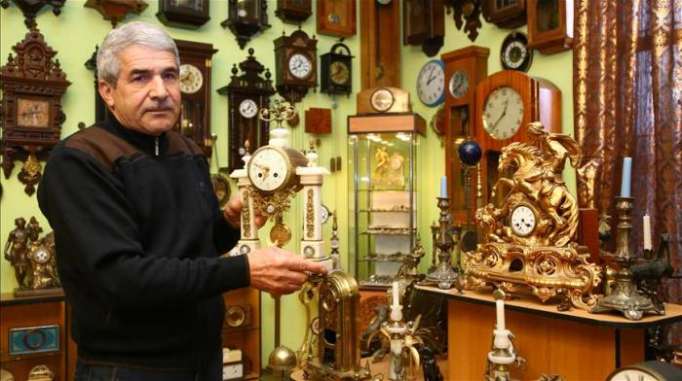 Azerbaïdjan: La passion pour les montres du «collectionneur du temps»